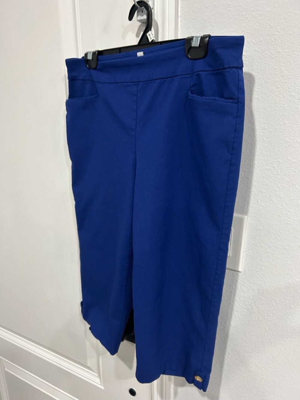 Coral Bay 14P Cobalt Blue Stretch Pull-On Capris Gold Button Nautical Royalcore - Picture 3 of 9